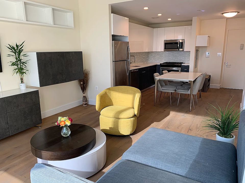 1st image of 25-21 43rd Ave #Penthouse 8