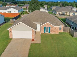 2940 Rodeo Dr, Claremore, OK 74017