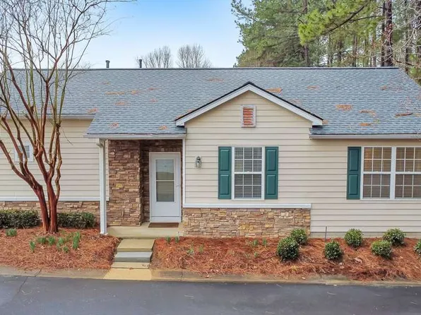 227 Windcroft Cir NW, Acworth, GA 30101