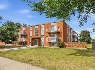 106 104th St E #21, Saskatoon, SK S7N1M8
