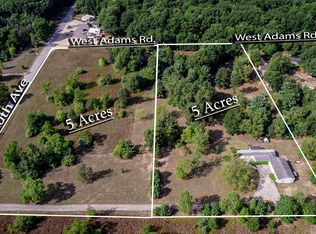 8716 N 80th Ave, Pentwater, MI 49449