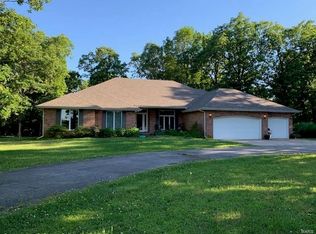 9676 N Farm Road 141, Springfield, MO 65803