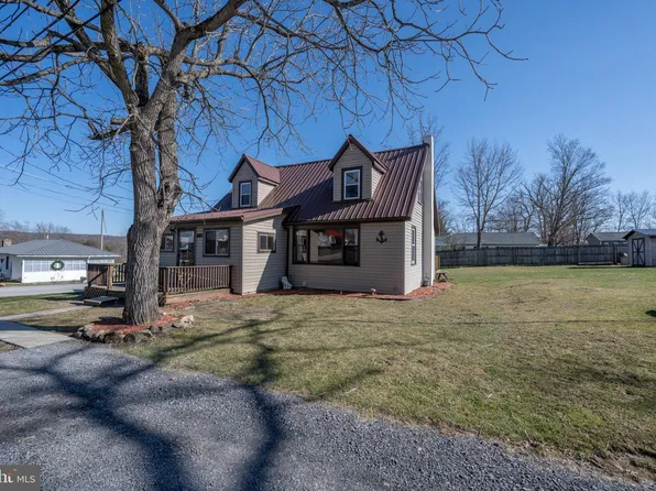 1107 Oakland Ave, Oakland, MD 21550