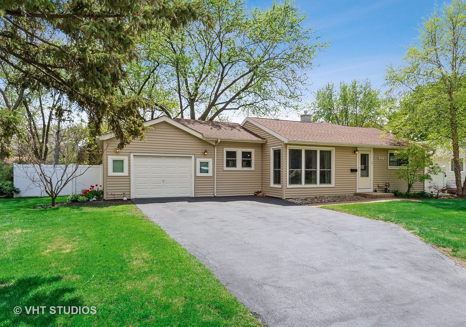 2005 Saint James St, Rolling Meadows, IL 60008 | Zillow