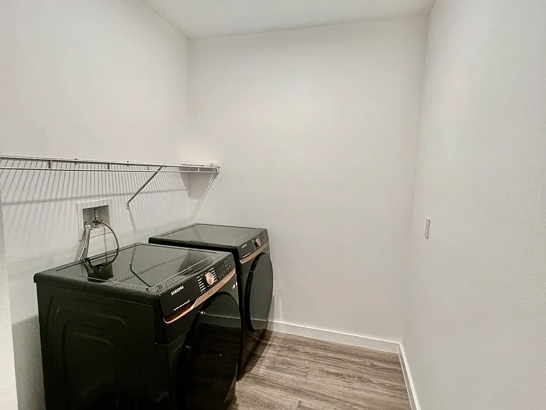 1954 Freedom Dr #1 — Photo 21