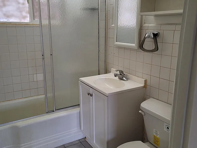 4236 N 12th St #6 — Photo 5