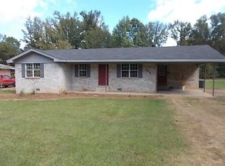 992 Murff Dr, Grenada, MS 38901