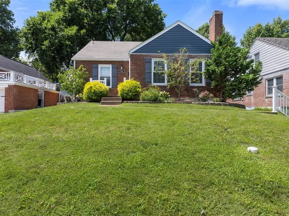 903 Blossom Ln, Saint Louis, MO 63119