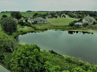 5500 Bluestem Ct, Oswego, IL 60543