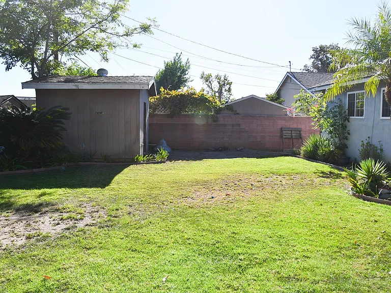 1210 E Oakmont Ave — Photo 48