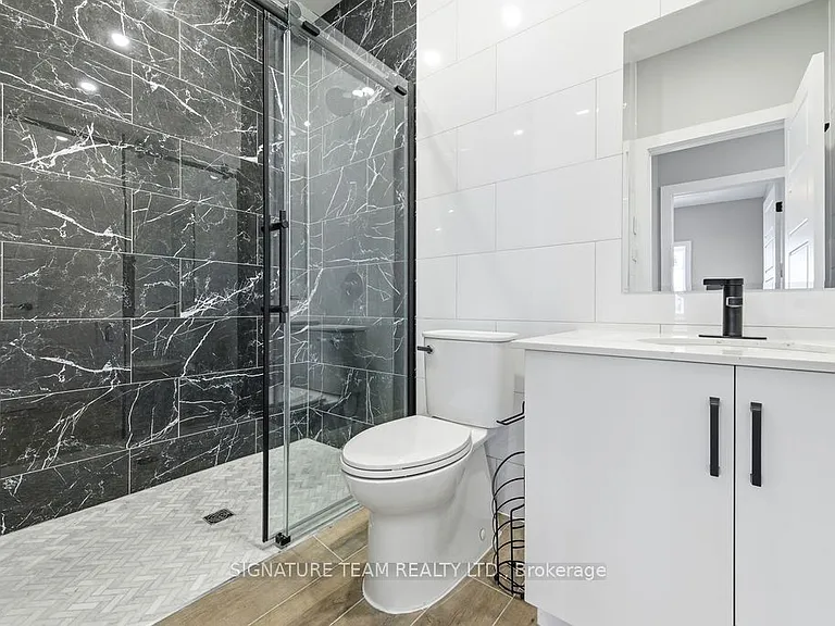 78B Queen St #308 — Photo 10