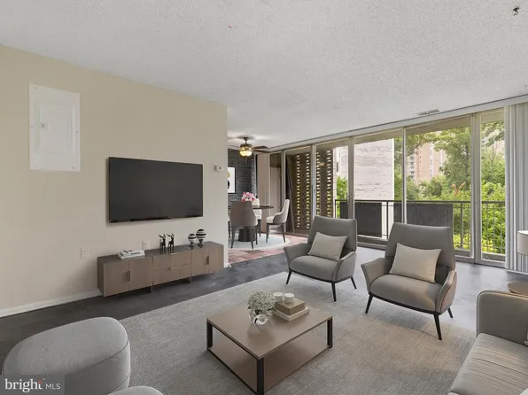 1826 Metzerott Rd APT 103, Adelphi, MD 20783