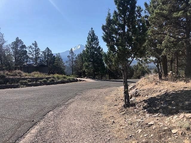 2nd image of 9 2/63 Stone Crest Dr