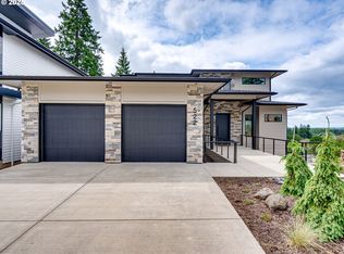 522 NE Province Dr, Camas, WA 98607