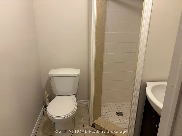 172 Patterson St — Photo 12
