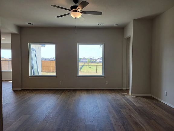 13124 living_10202022