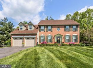 5216 Hillmont Ct, Ellicott City, MD 21043