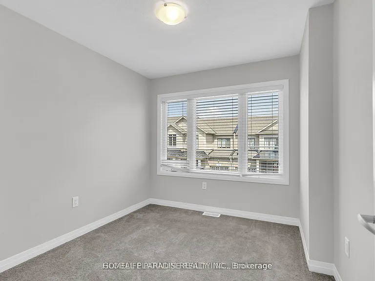 15 Blacklock St E #3 — Photo 15