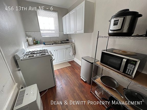 4th image of 456 13th Ave NE #6