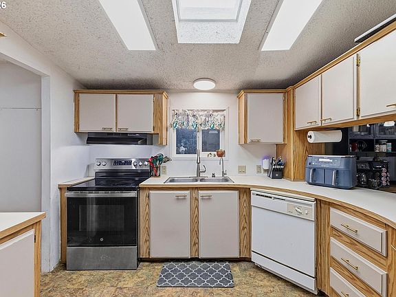 5th image of 13620 SW Beef Bend Rd Unit 146