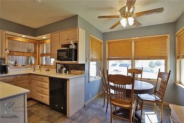 8234 County Road 266 — Photo 8