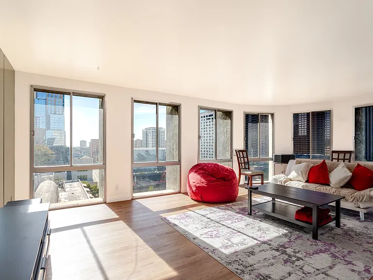 800 W 1st St #1105 — Photo 12