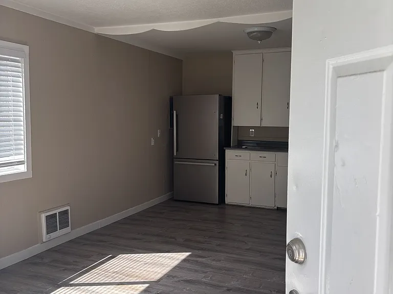 6200 SE 103rd Ave #3 — Photo 3
