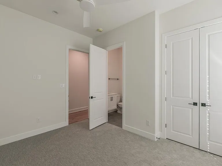 682 W Main St — Photo 15