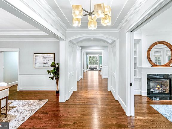 2nd image of 7221 Ridgewood Ter