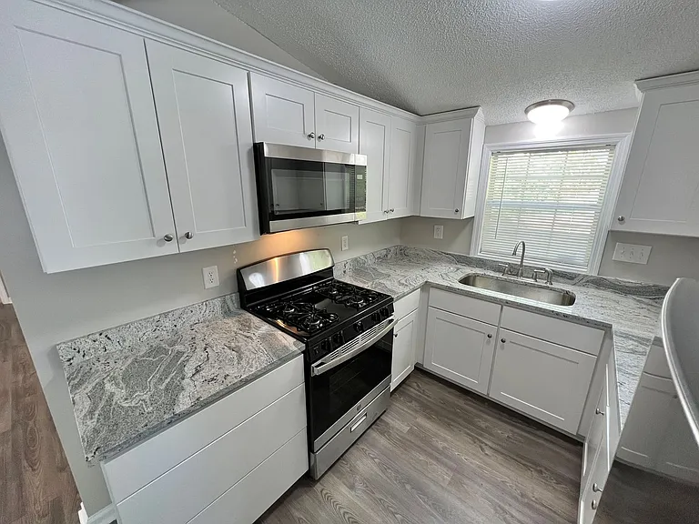 6 Maverick St — Photo 6