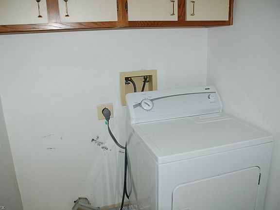3rd image of 224 Teal Trce #224