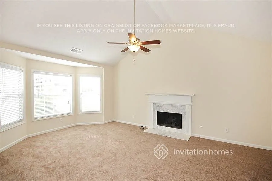 320 Ashland Manor Dr Lawrenceville, GA 30045 — Photo 4