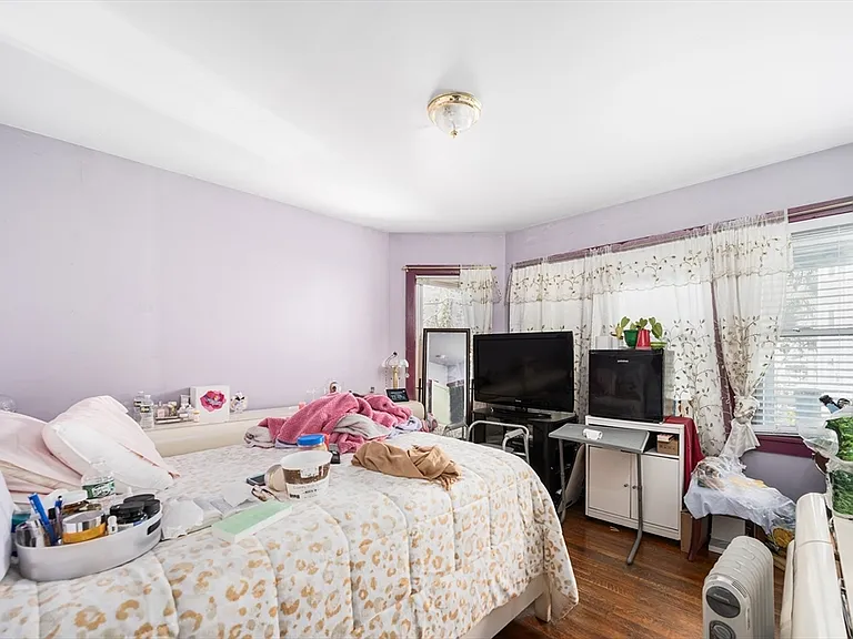 51 Lithgow St #3 — Photo 5