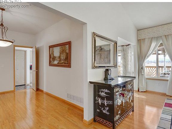 Separate dining room