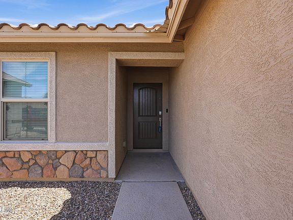 2nd image of 348 W TAMARACK Drive