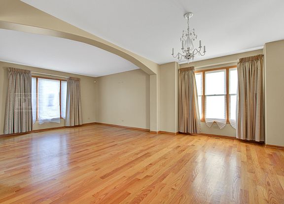 3rd image of 28 Carrington Ct