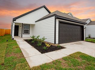 8115 Alpine Bearberry Dr, Houston, TX 77016