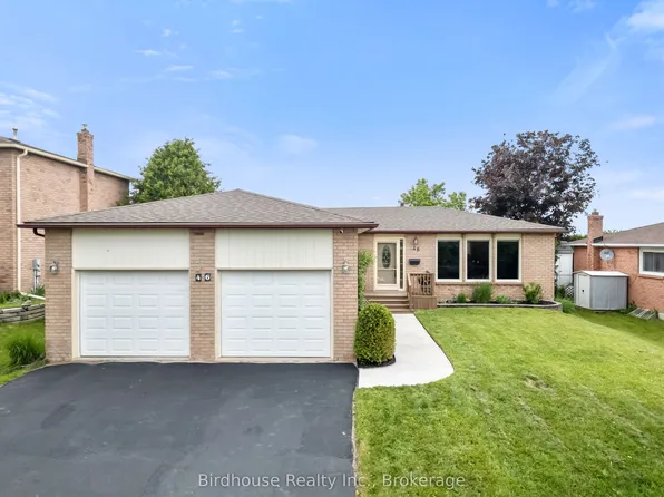 46 Corneil St, Kawartha Lakes, ON K9V 5T7