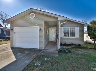 516 Thomas St, Edwardsville, IL