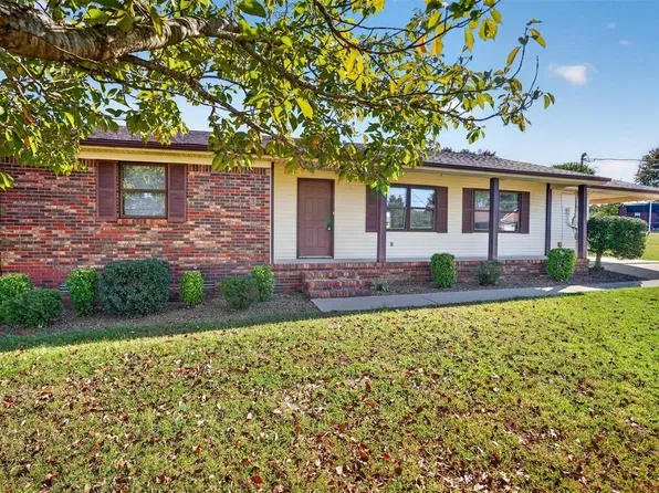107 Circle Dr, Russellville, KY 42276