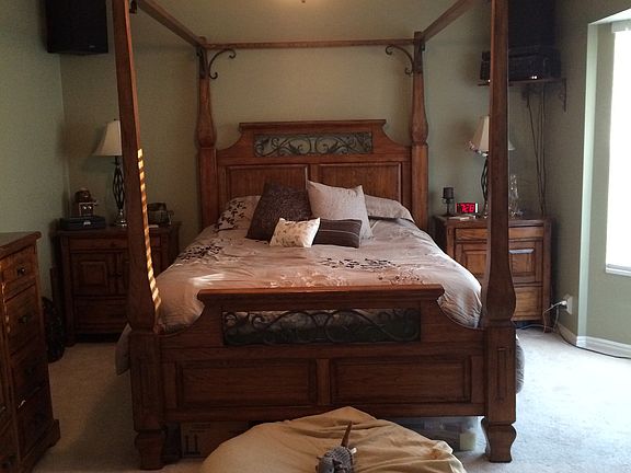 3rd image of 6854 S Red Elm Cir