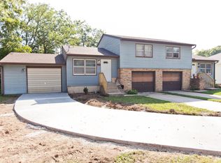 719 5th Ave, Coralville, IA 52241