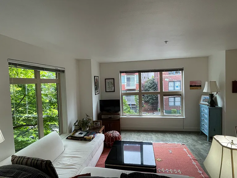 1610 Belmont Ave #210 — Photo 5
