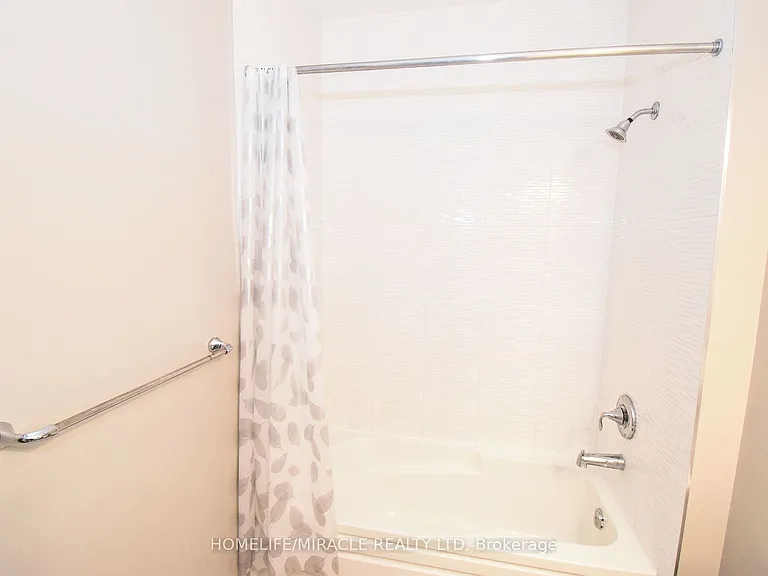 102 Grovewood Cmn #632 — Photo 31