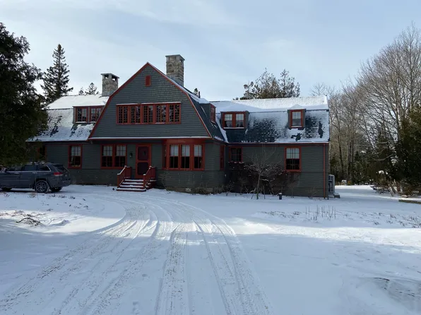 336 Grindstone Avenue, Winter Harbor, ME 04693