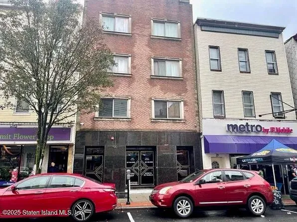 910 Summit Ave #302, Union City, NJ 07087