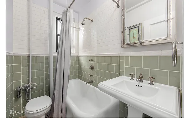 Sold by Douglas Elliman | media 20