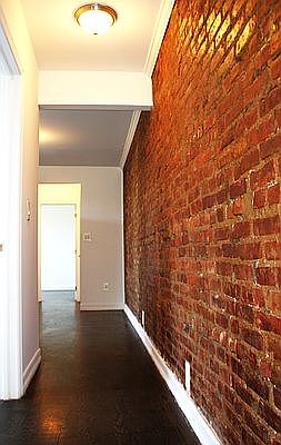 3rd image of 820 Franklin Ave #5G