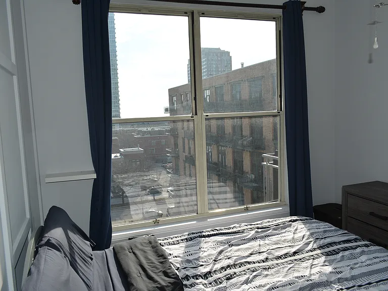 Huge windows allow tons of nautral light. Windows can slide open for maximum airflow and comfort.