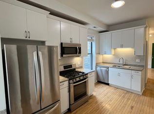 1320 N Wicker Park Ave APT 2R, Chicago, IL 60622